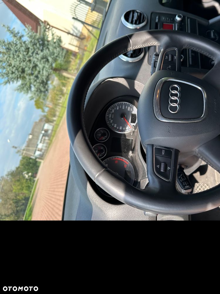 Audi A3 Sportback 1.6 TDI DPF Ambiente - 5