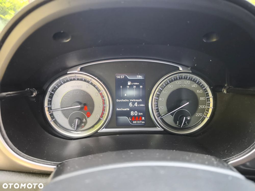 Suzuki Vitara 1.4 Boosterjet Hybrid Comfort "SHINKAI" - 24