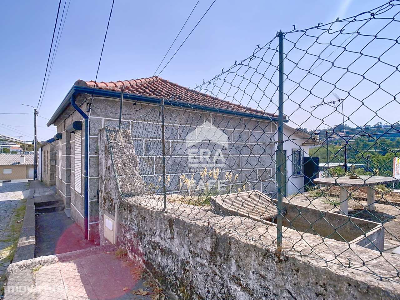 Moradia T2 em pedra em Fafe - Grande imagem: 5/12