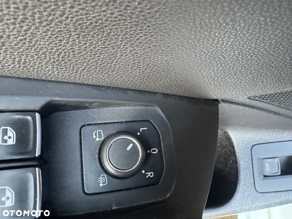 Volkswagen Passat 2.0 TDI SCR DSG Highline - 31