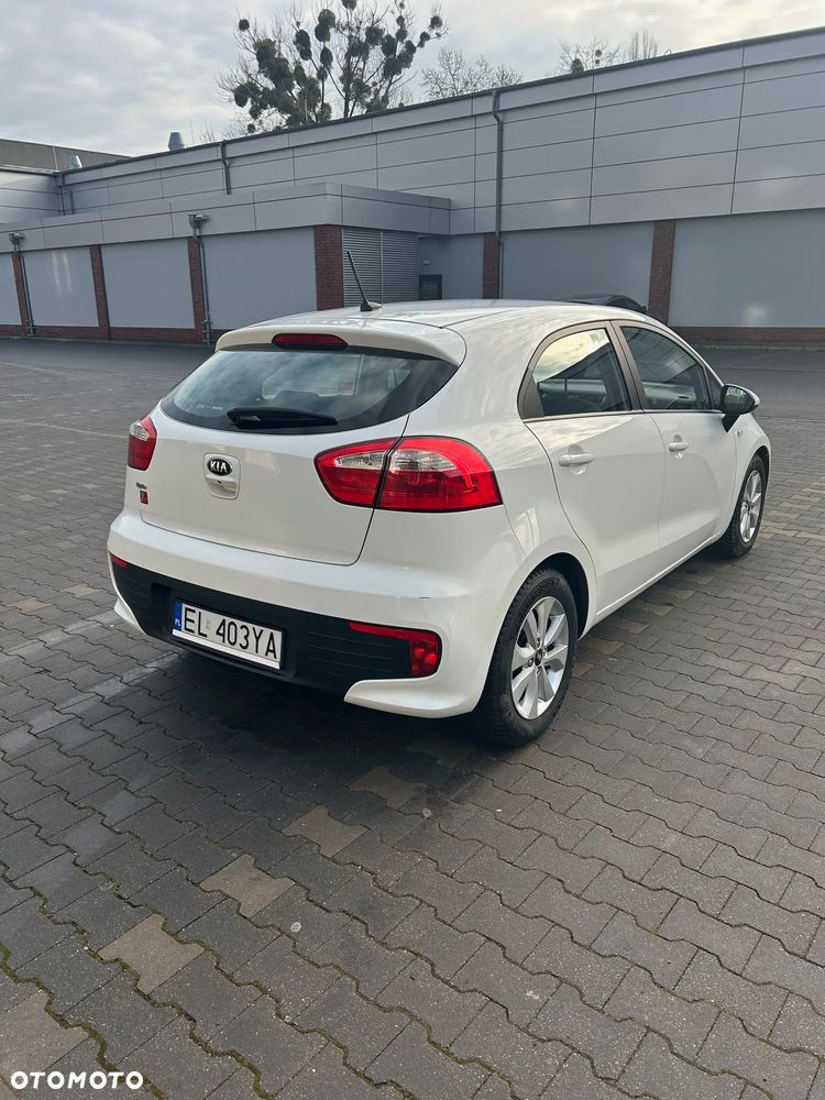 Kia Rio 1.2 M - 4