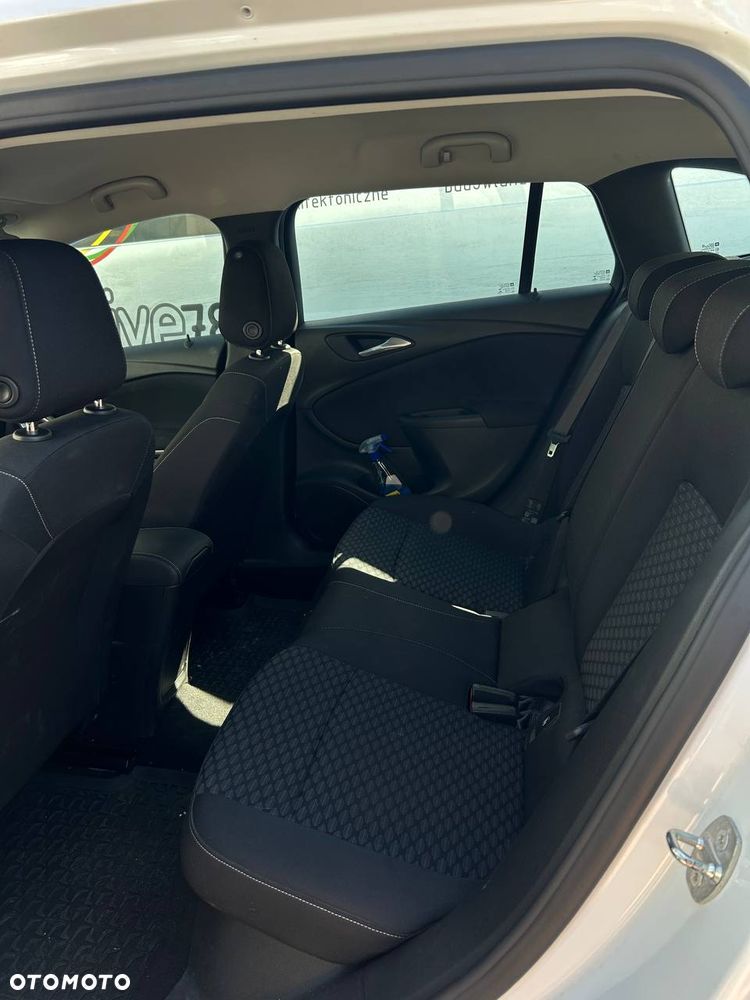 Opel Astra 1.5 CDTI Edition S&S - 11