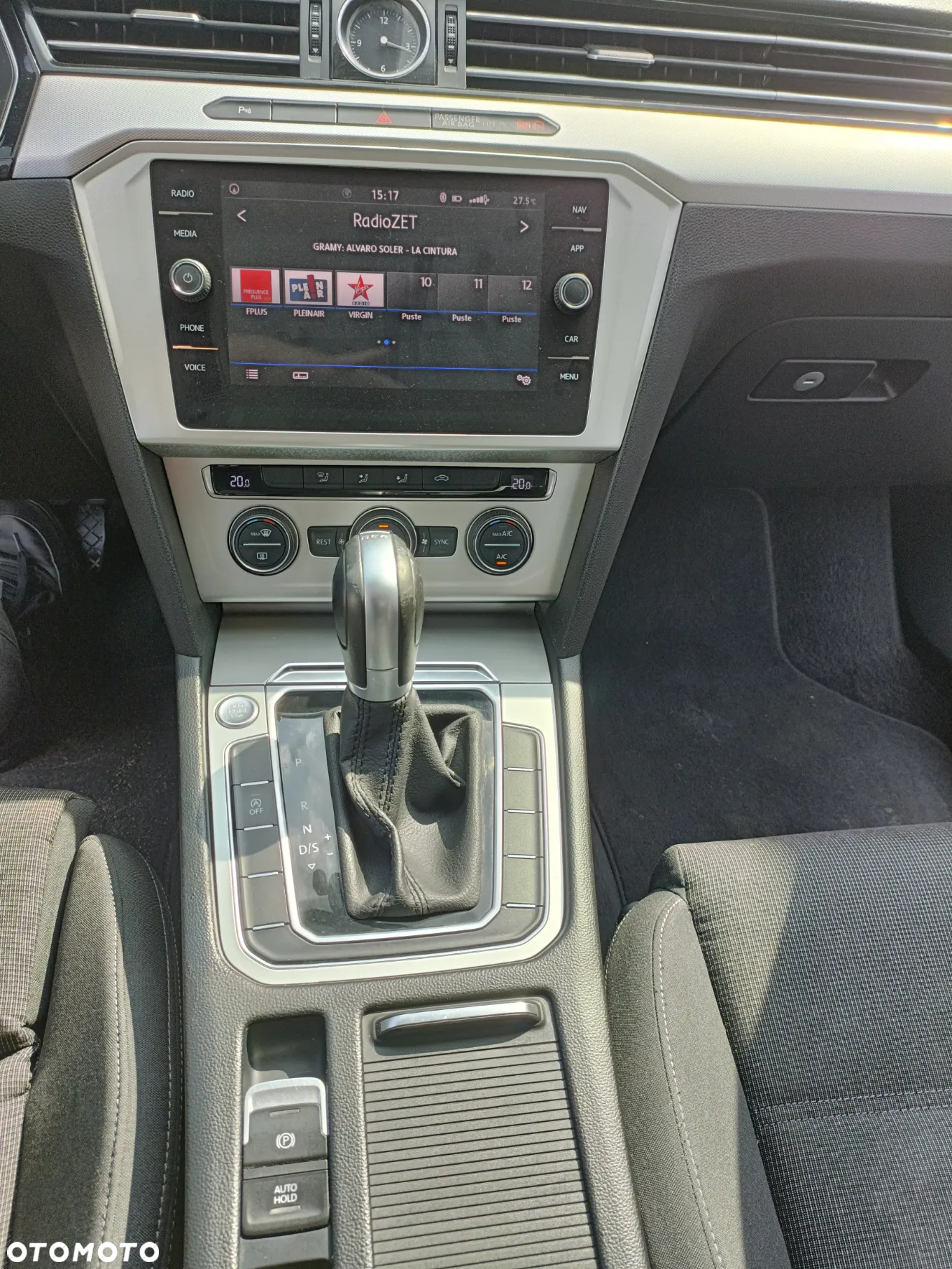 Volkswagen Passat Variant 1.6 TDI (BlueMotion Technology) DSG Trendline - 10
