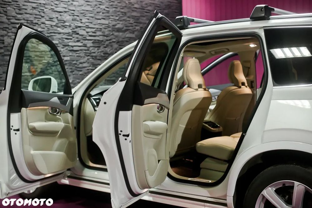 Volvo XC 90 T5 AWD Inscription 7os - 15