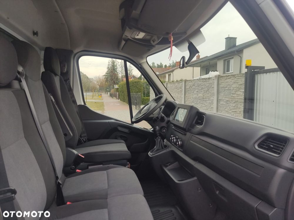 Nissan NV400 Maxi - 24