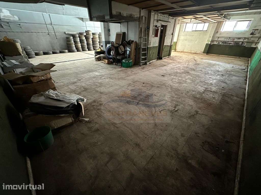 OPORTUNIDADE ÚNICA - VENDA DE ARMAZÉM NA AMADORA - Grande imagem: 2/19