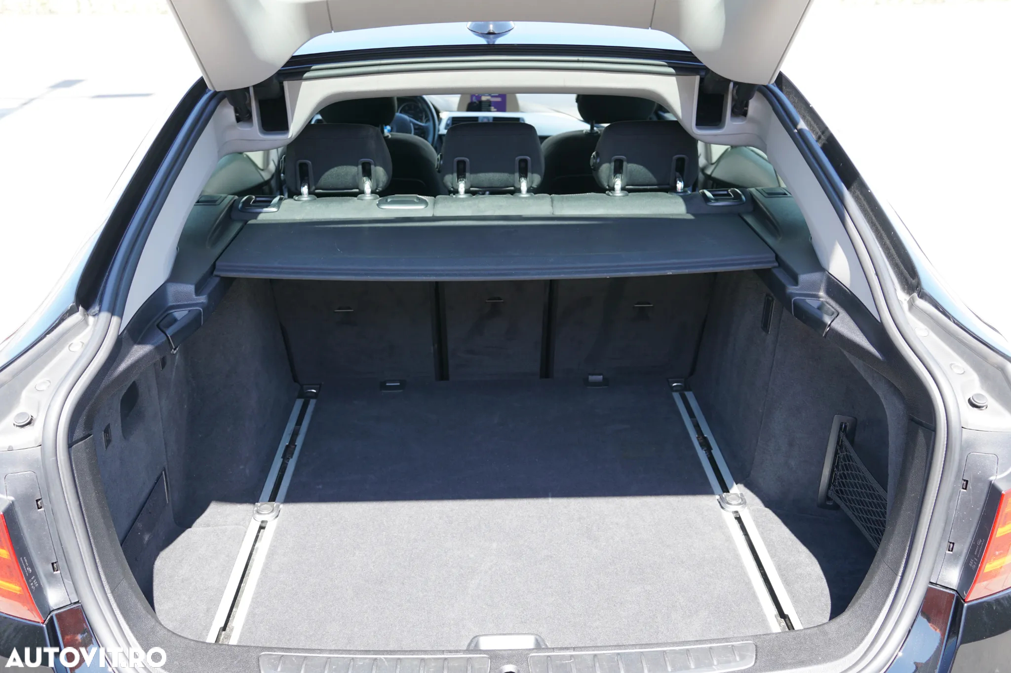 BMW Seria 3 320d xDrive GT Aut. - 13