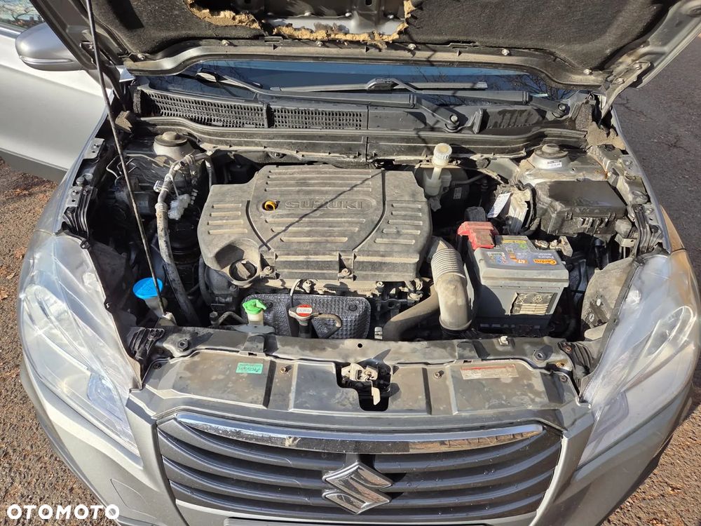 Suzuki SX4 S-Cross 1.6 Premium - 12