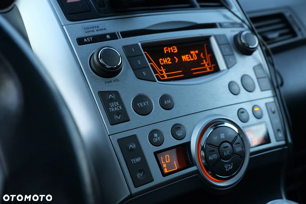 Toyota Verso 1.8 Sol EU5 7os - 28