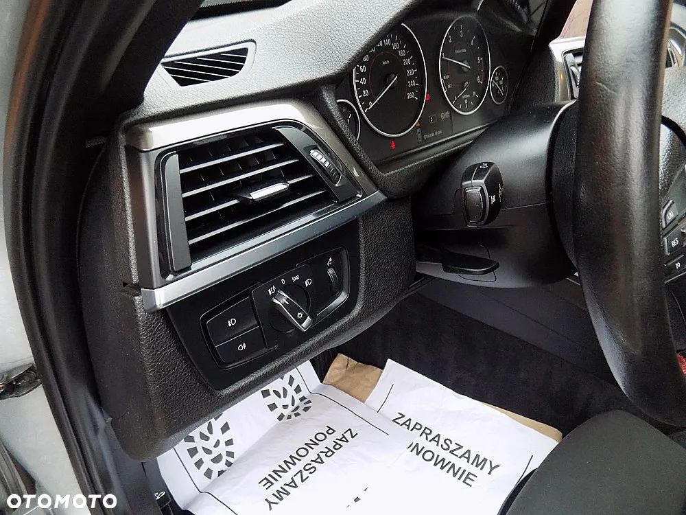 BMW Seria 3 316d Sport Line - 11