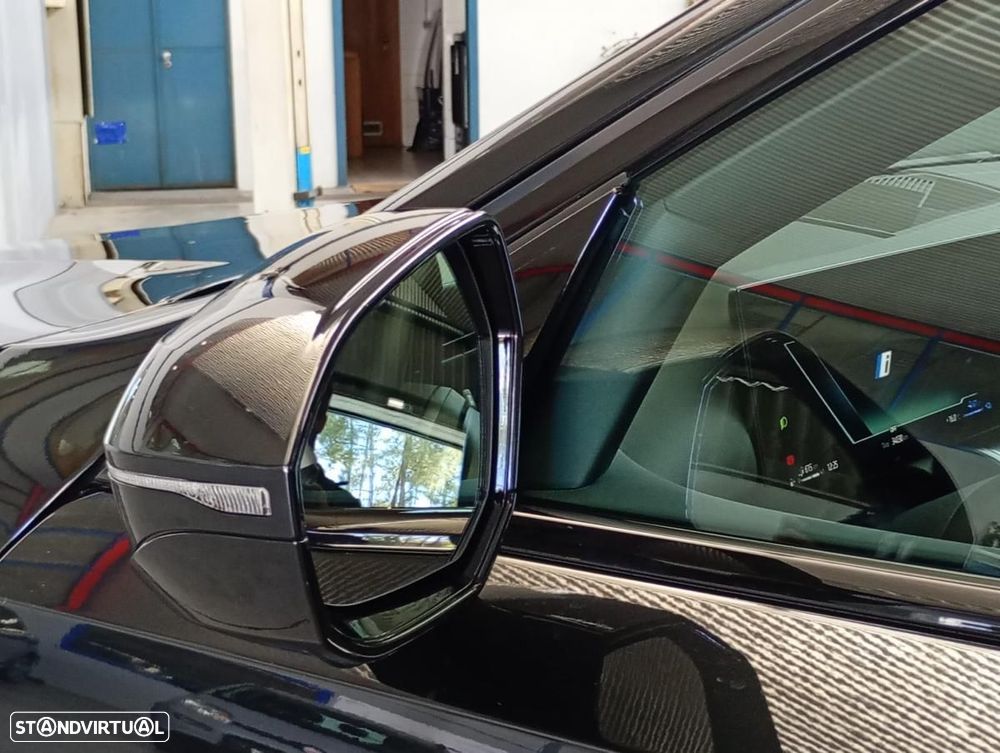 BMW 530 e Pack Desportivo M - 13