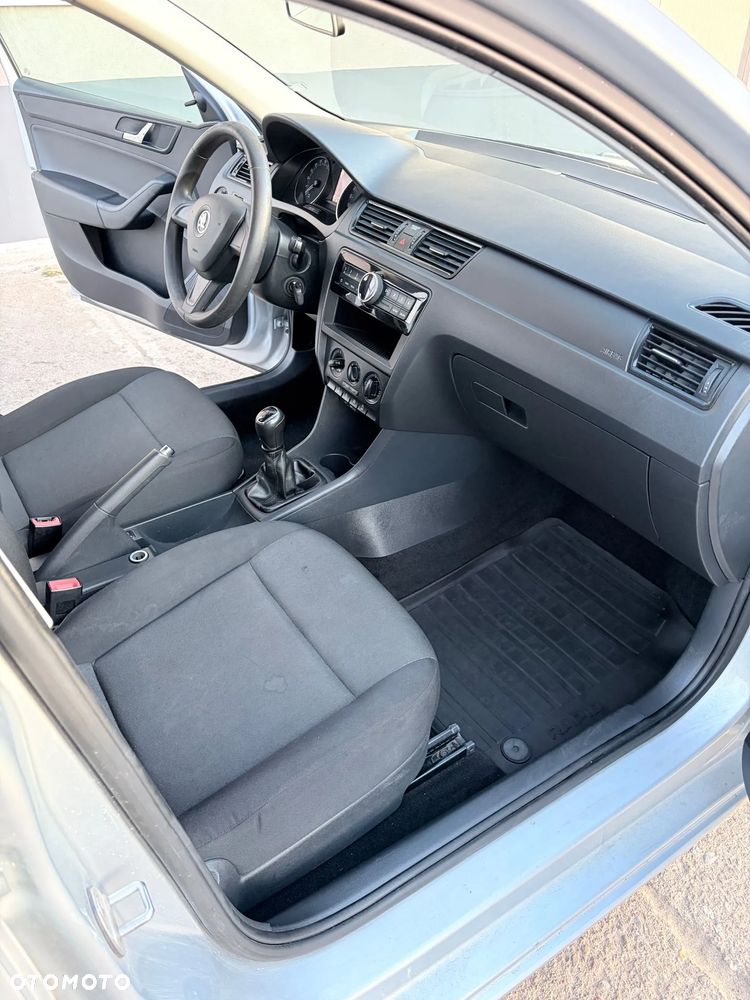 Skoda RAPID 1.4 TDI DPF Ambition - 17