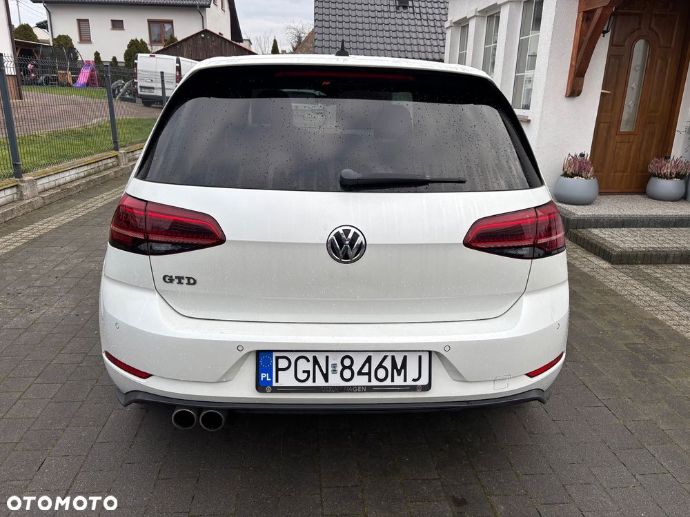 Volkswagen Golf 2.0 TDI BMT GTD - 19