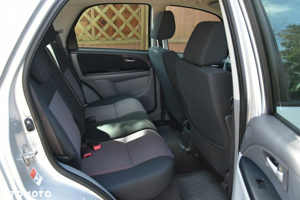 Suzuki SX4 - 14