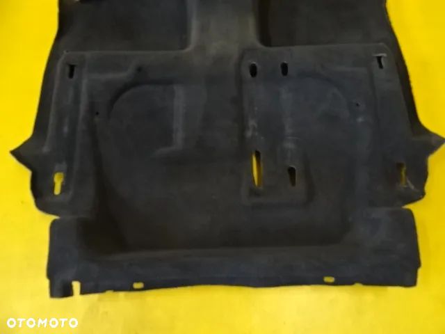 DYWAN WYKŁADZINA PODŁOGA TYŁ AUDI Q7 4L NR201 - 2
