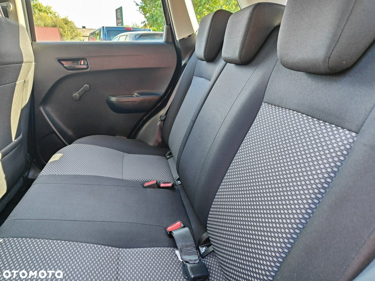 Suzuki Vitara 1.6 Comfort 2WD - 26