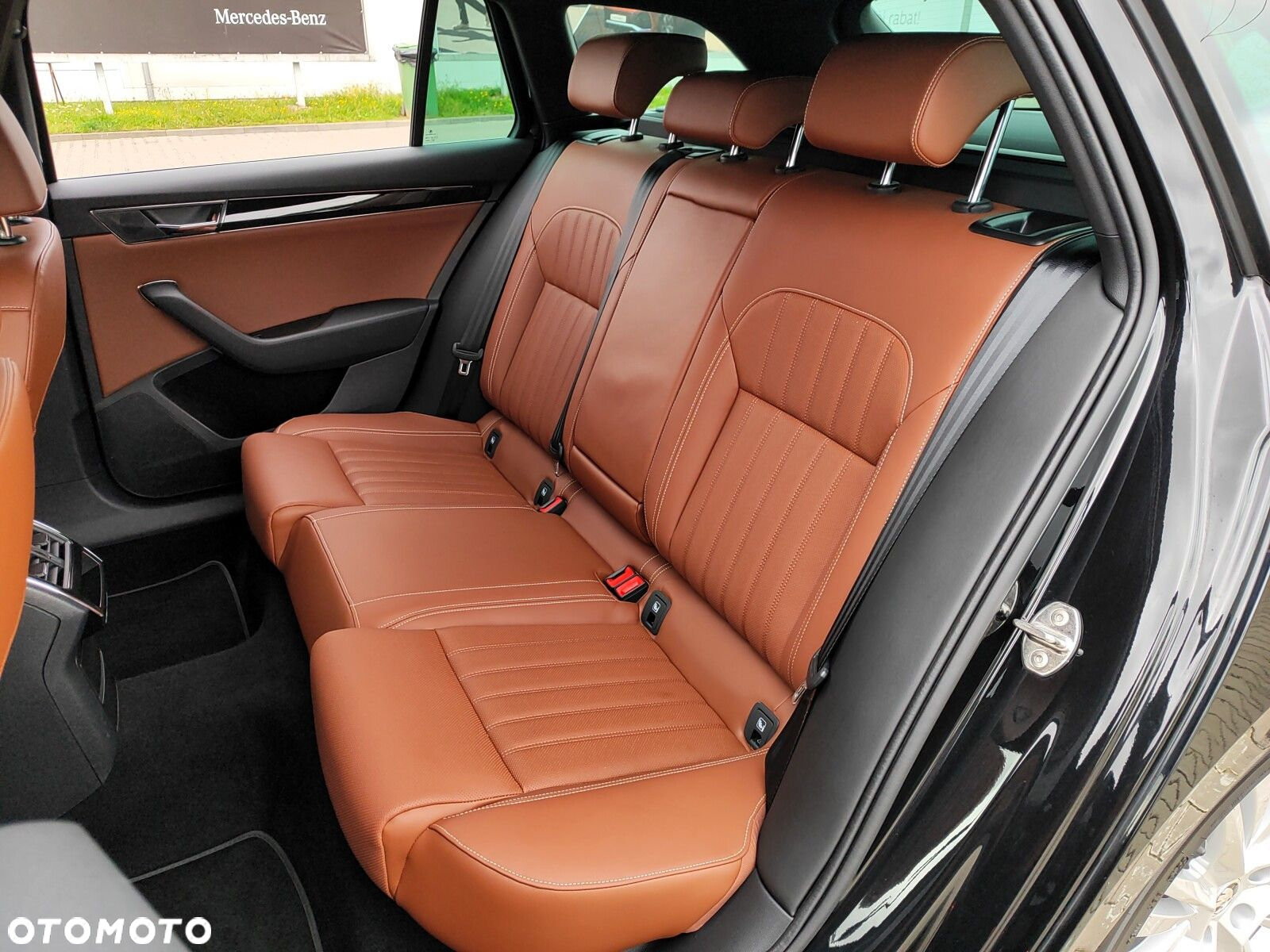 Skoda Superb 2.0 TDI SCR L&K DSG - 13