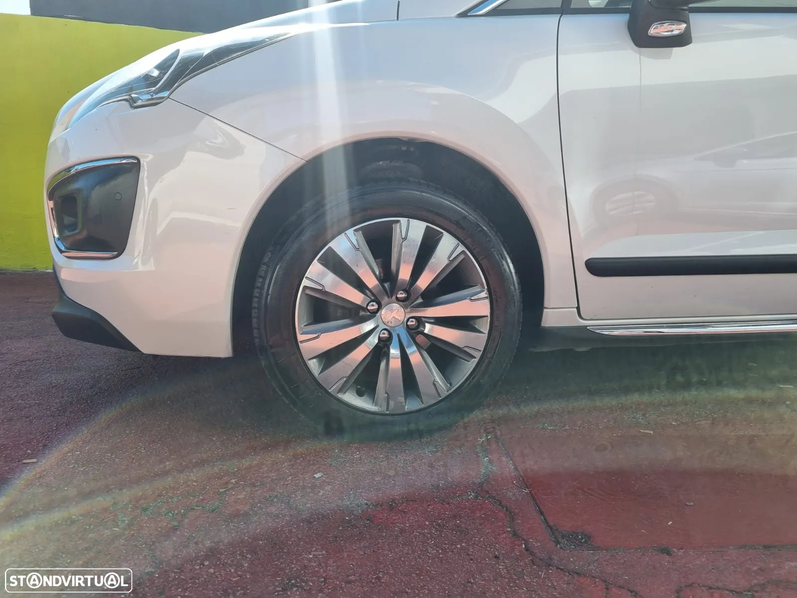 Peugeot 3008 1.6 e-HDi Allure 2-Tronic - 35