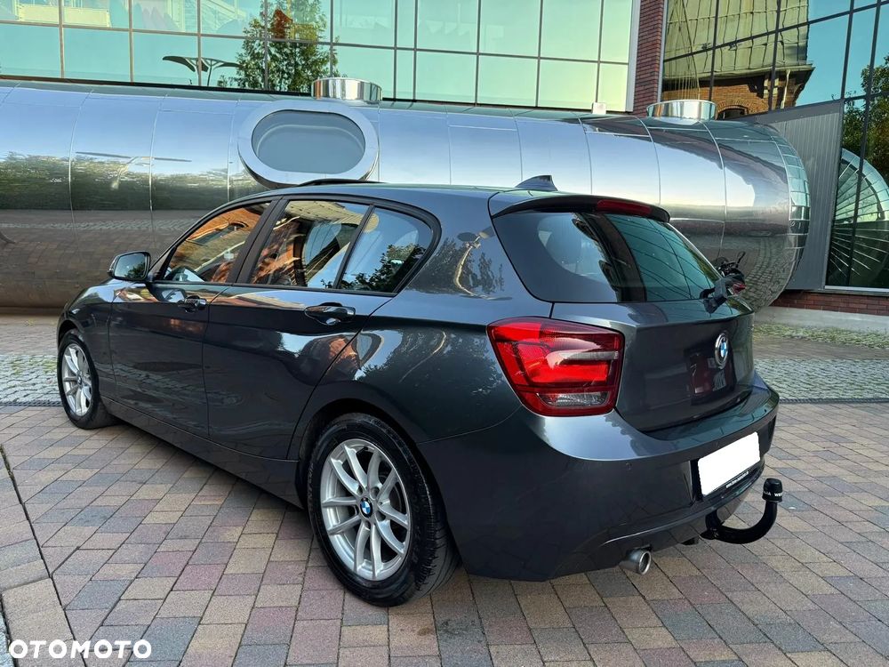 BMW Seria 1 120d Sport Line - 11