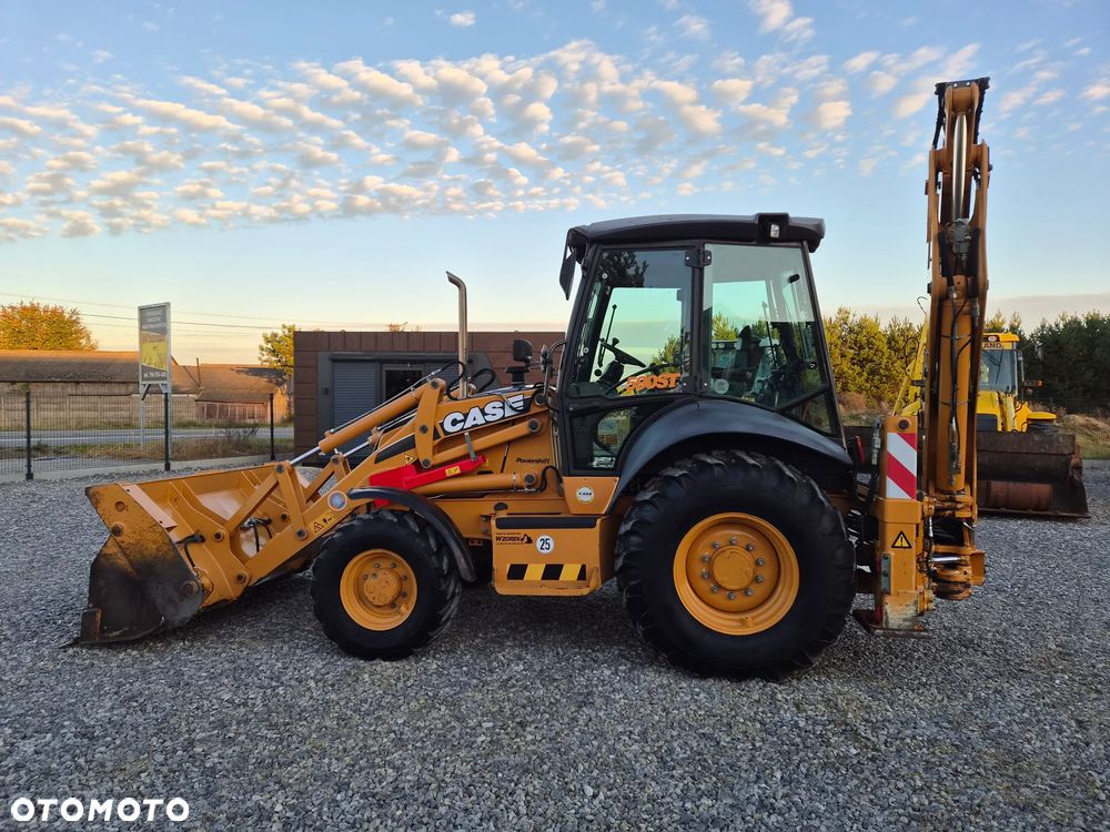 Case 590ST - 1