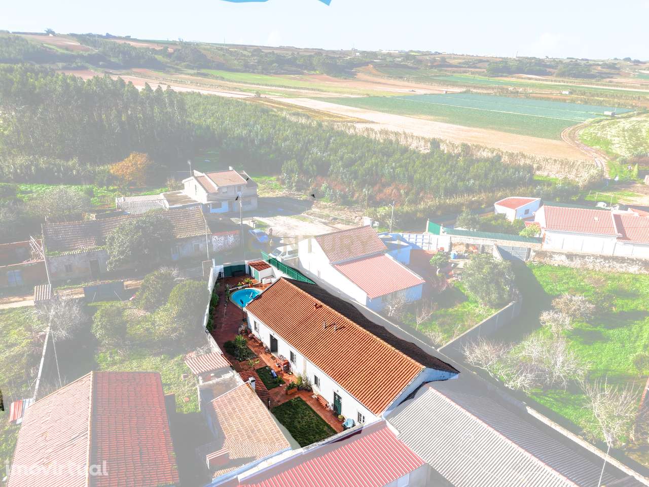 Oportunidade excecional em Carqueija, Lourinhã – Duas moradias indepen - Grande imagem: 2/29