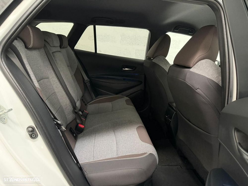 Toyota Corolla Touring Sports 1.8 Hybrid Trek - 31