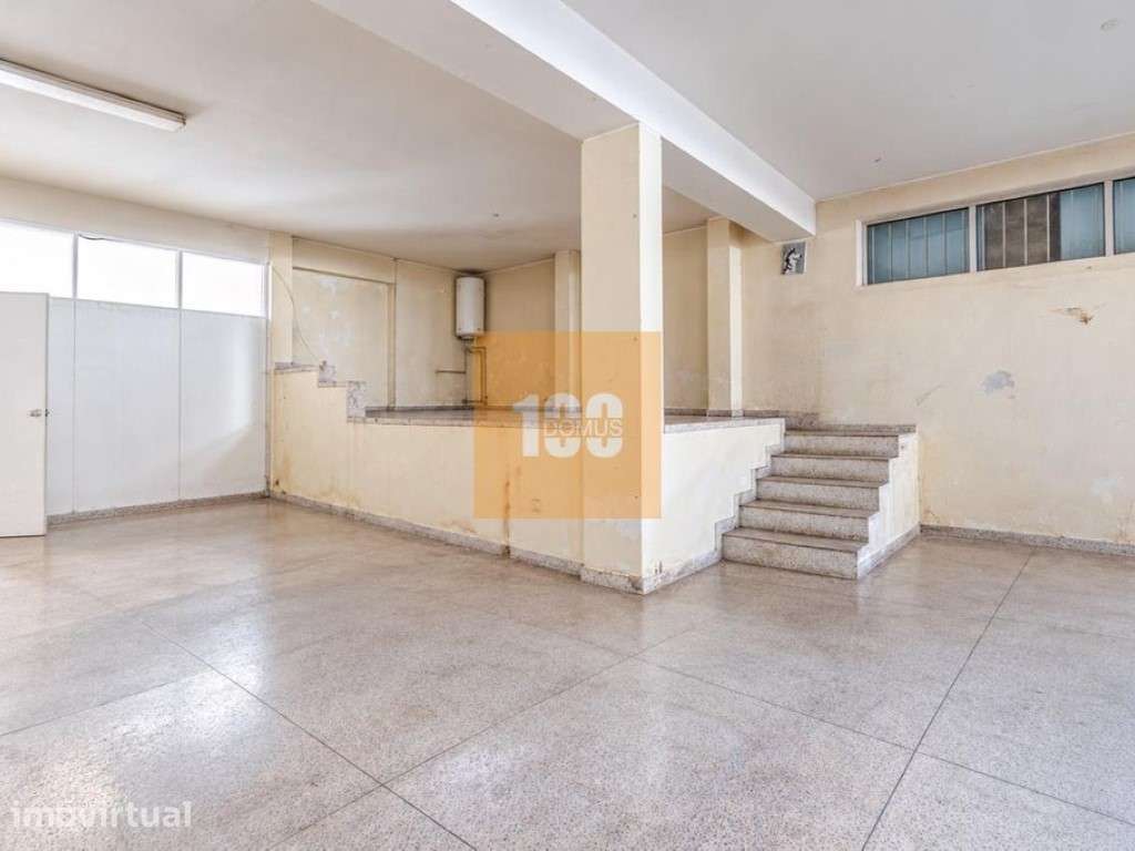 Apartamento/Loja na Rua das Doze Casas - Grande imagem: 4/23