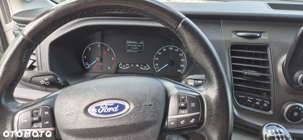 Ford Transit - 6