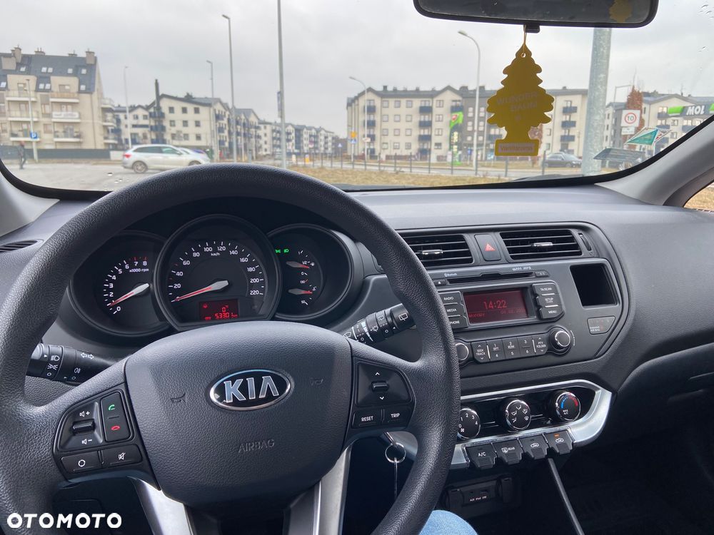 Kia Rio 1.4 EX - 16
