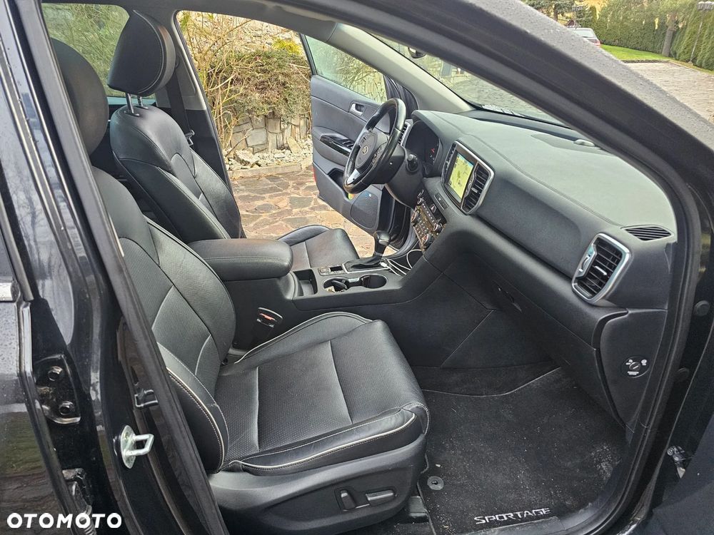 Kia Sportage 2.0 CRDI Business Line 4WD - 32
