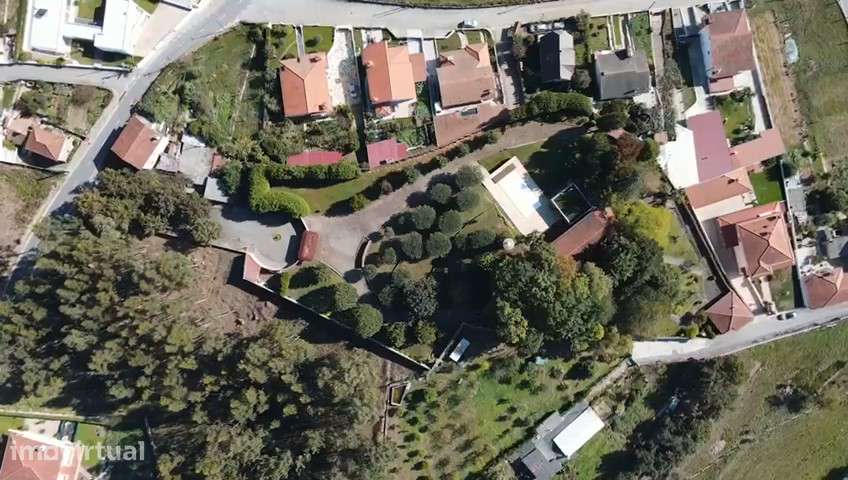 Quinta em Alvarelhos - Trofa
3 Propriedades para Venda - Grande imagem: 2/18