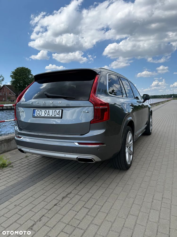 Volvo XC 90 - 6