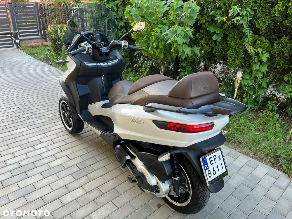 Piaggio MP-3 - 6