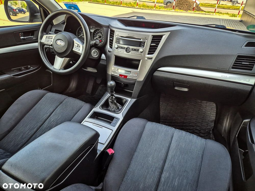 Subaru Legacy 2.0i Trend - 40