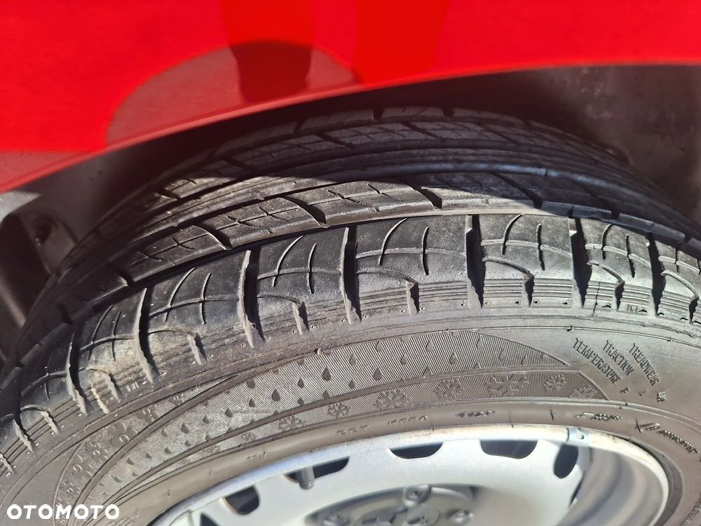 Peugeot Partner - 25