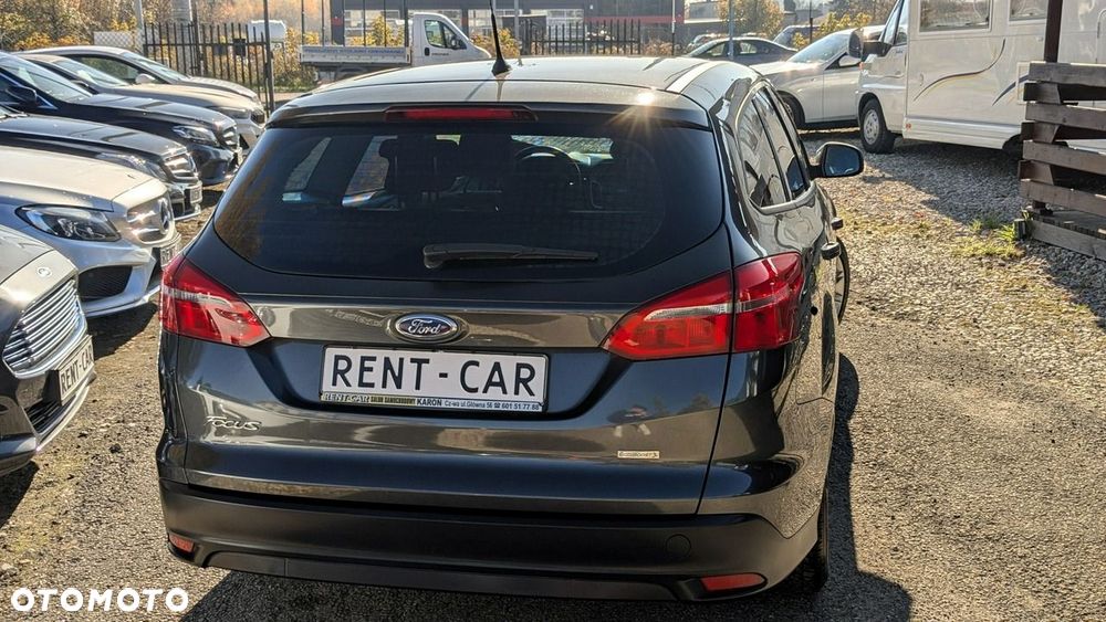 Ford Focus - 13