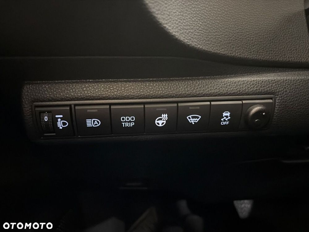 Toyota Corolla 1.8 Hybrid Comfort - 19