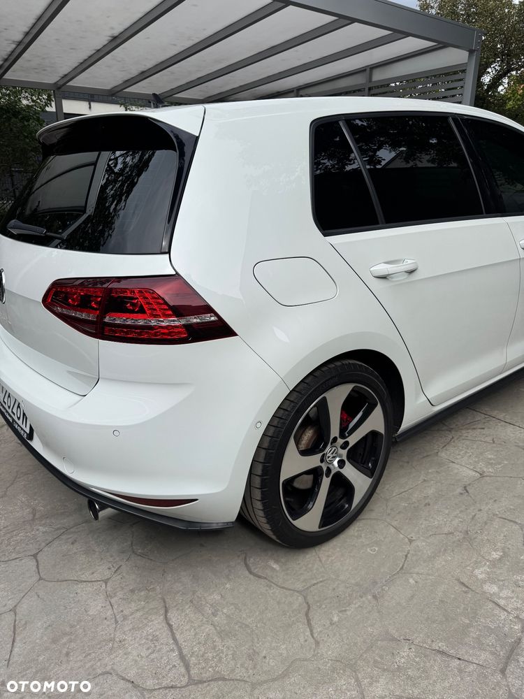 Volkswagen Golf 2.0 TSI BMT GTI DSG - 10
