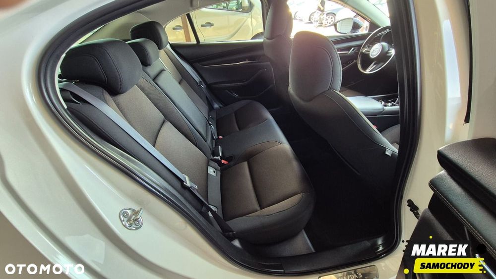 Mazda 3 - 11