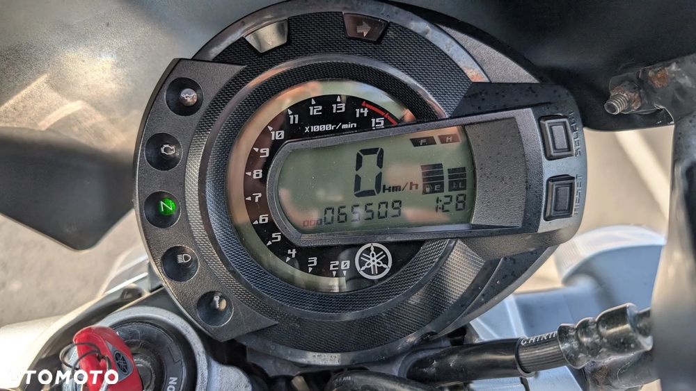 Yamaha FZ6 - 9