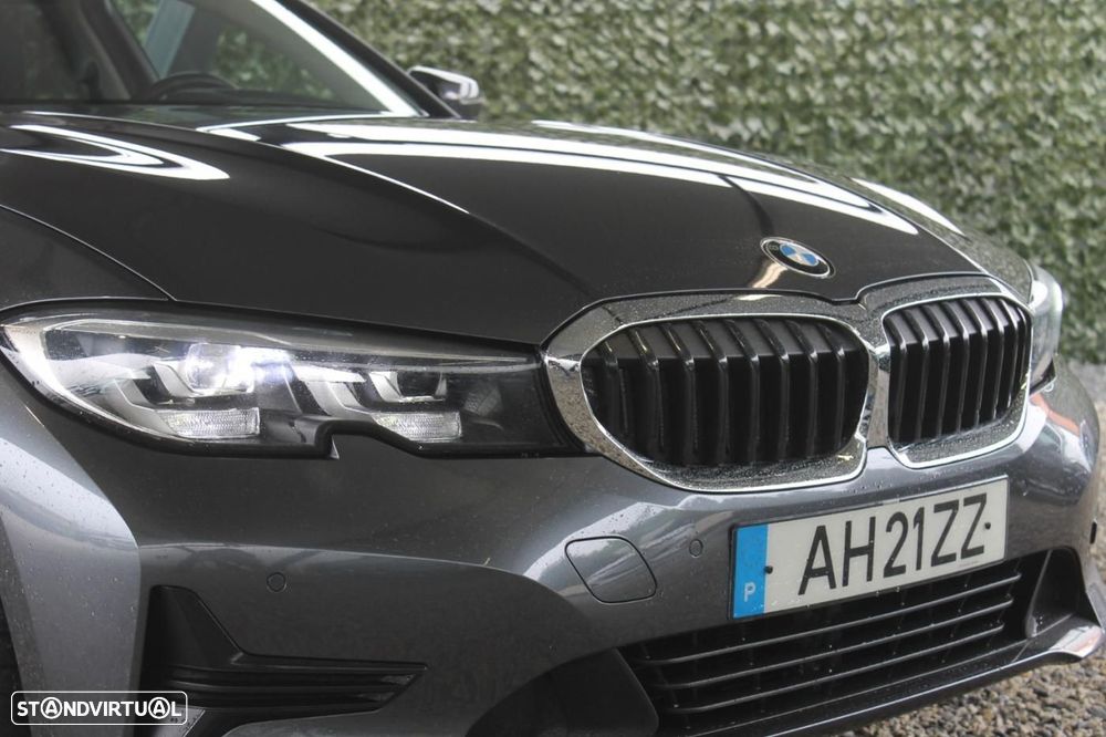 BMW 330 e Corporate Edition Auto - 56