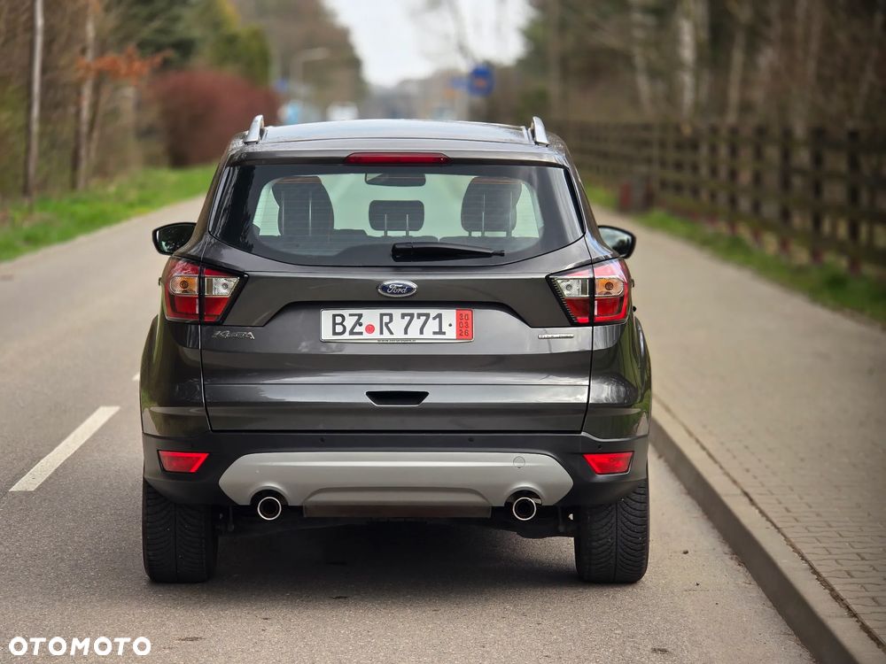 Ford Kuga 1.5 EcoBoost 2x4 Titanium - 15