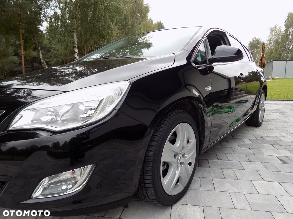 Opel Astra 1.4 Turbo - 21