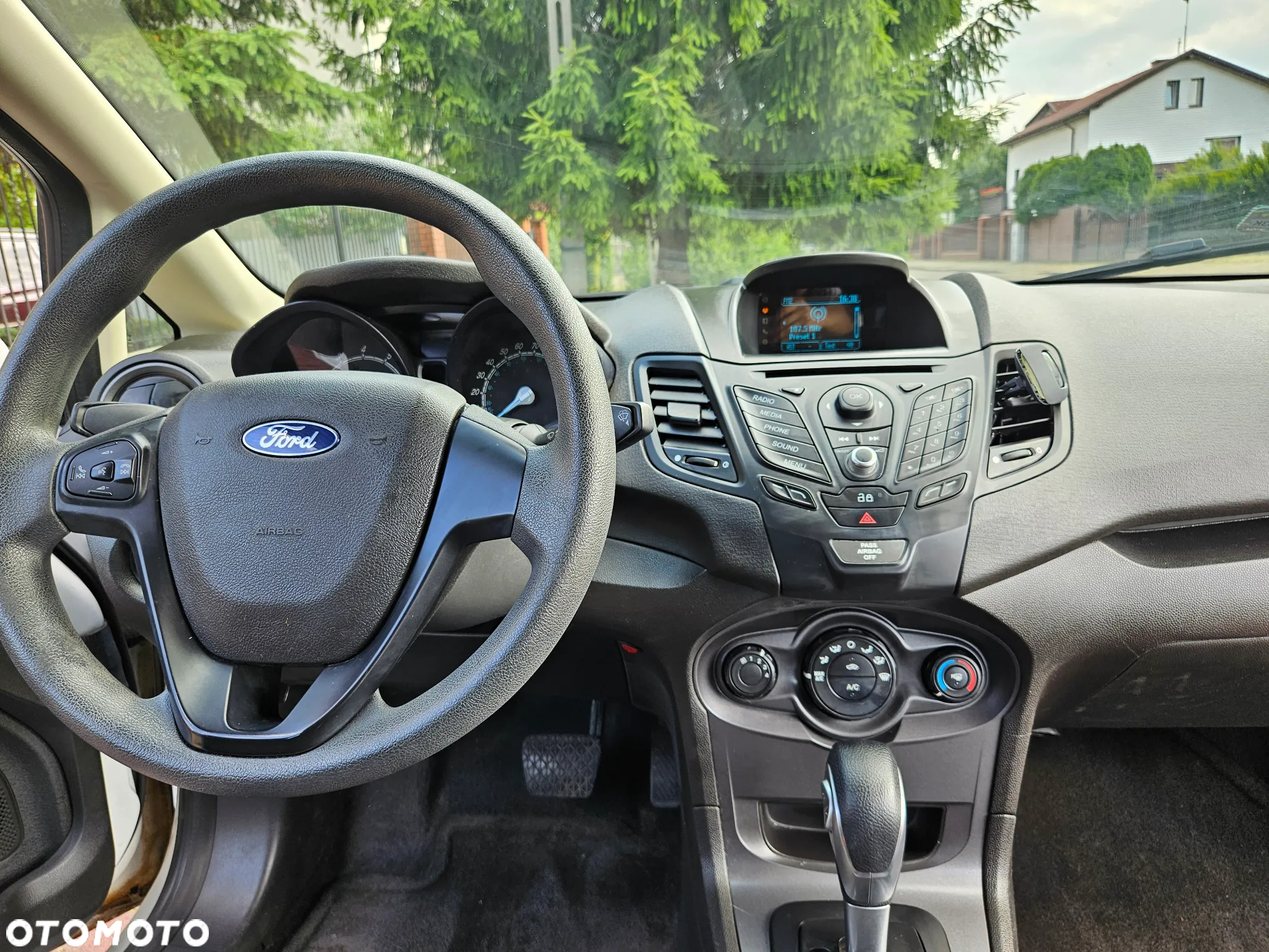 Ford Fiesta - 11