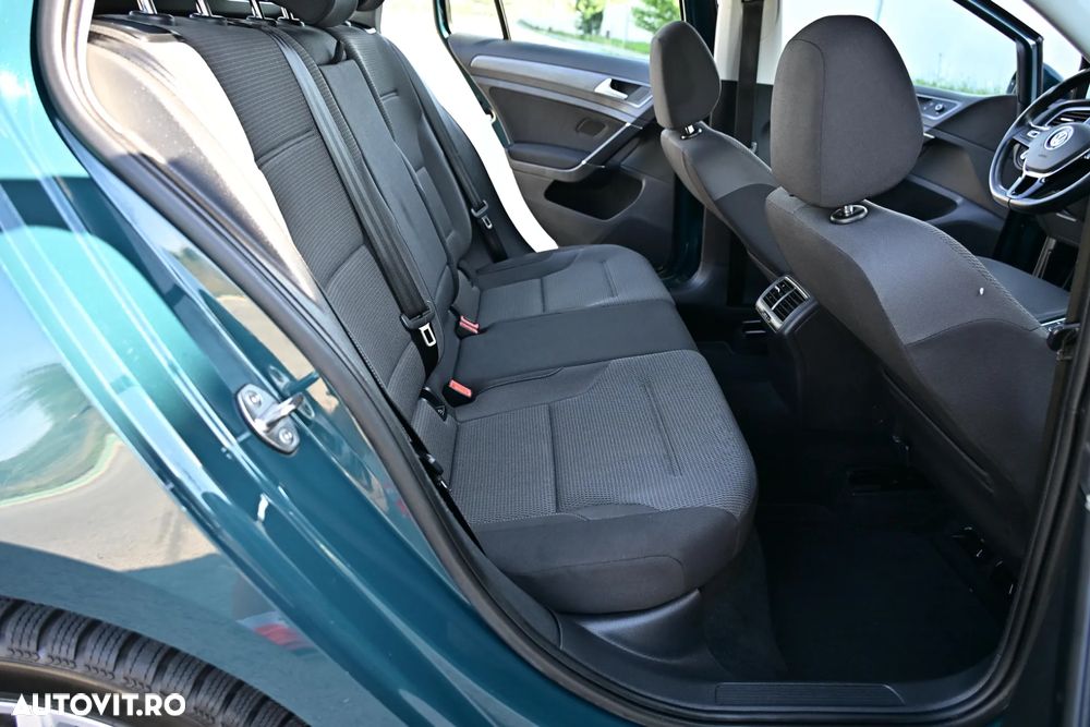 Volkswagen Golf 2.0 TDI 4Motion BMT Comfortline - 18