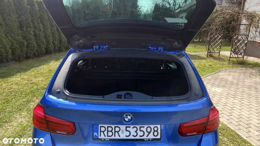 BMW Seria 3 335d xDrive M Sport Shadow - 31