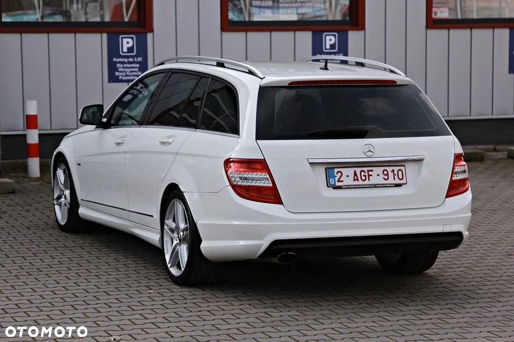 Mercedes-Benz Klasa C 220 CDI DPF Automatik Avantgarde - 11