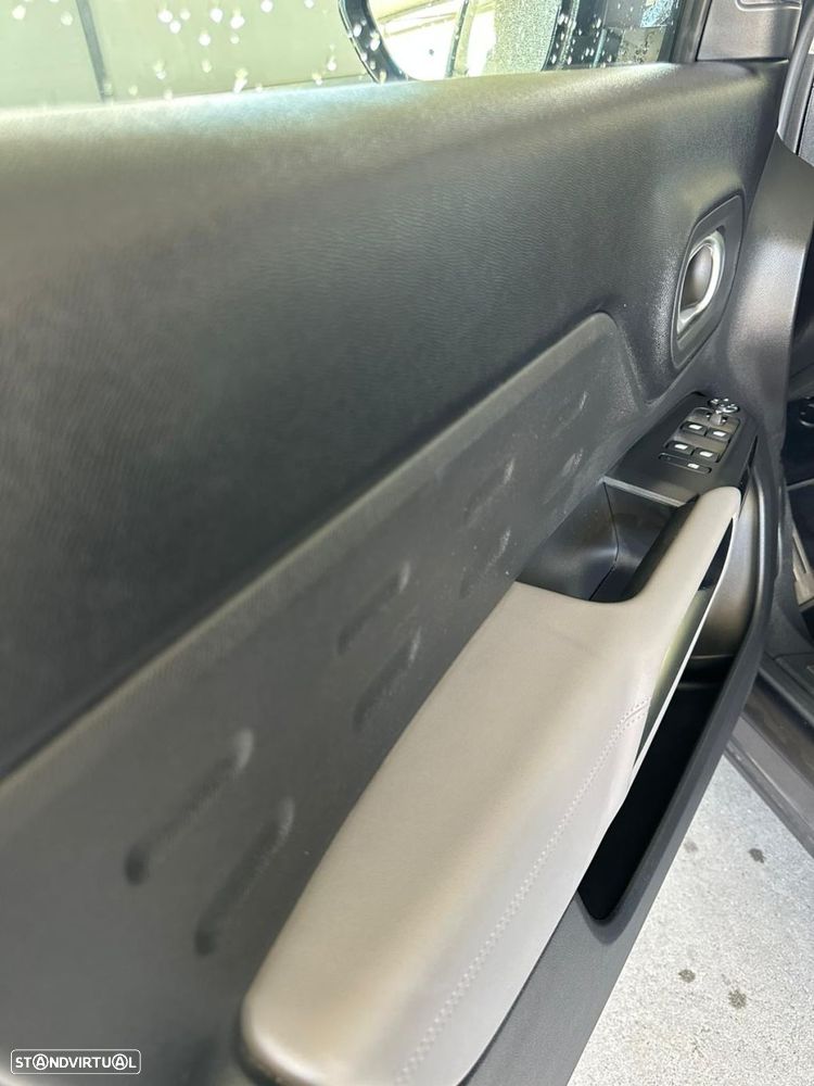 Citroën C5 Aircross 1.6 Hybrid C-Series e-EAT8 - 27