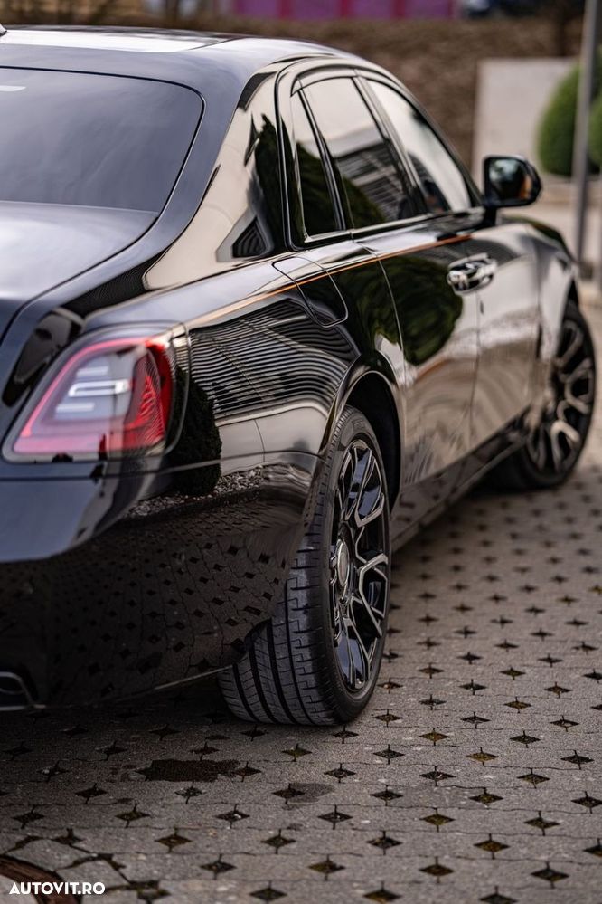 Rolls-Royce Ghost - 8