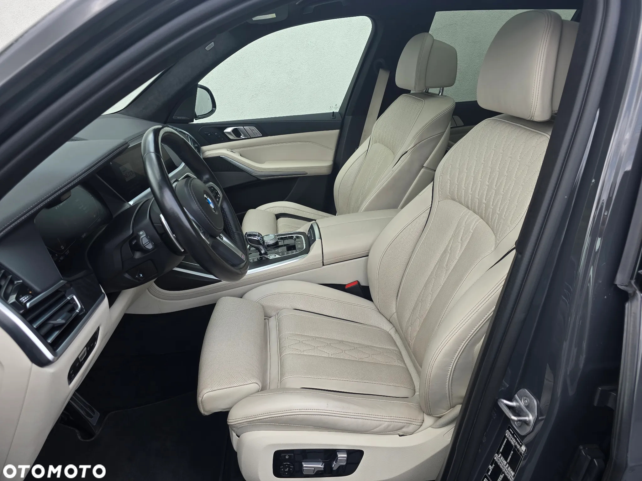 BMW X7 M50i sport - 6